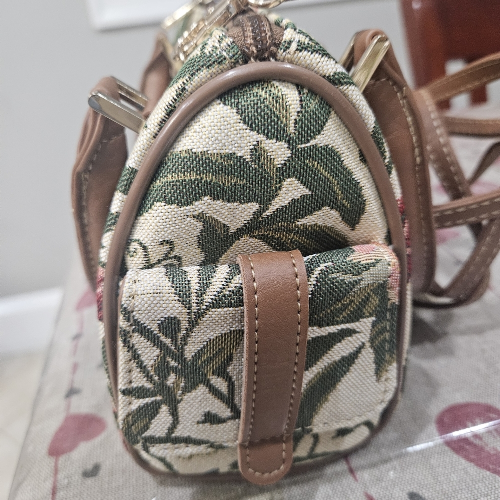 handbag - Picture 4 of 4
